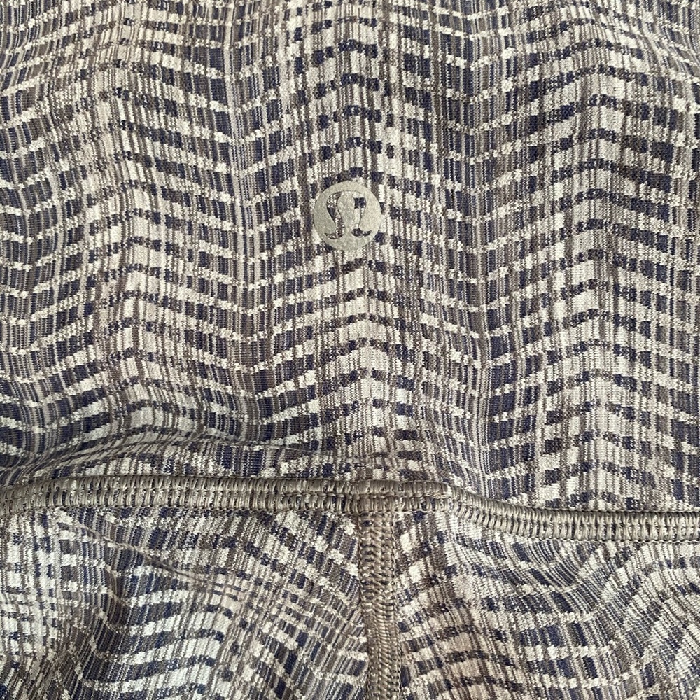 Lululemon Wunder Under 25” RARE Gray Print - Picture 4 of 5